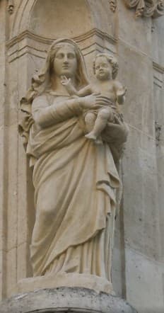 Statue de la Vierge a l'Enfant Jesus