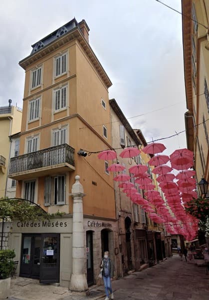 Musée du Bijou et du Costume Provençal