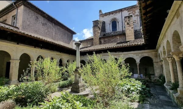 Cloître de Saint-André-le-Bas