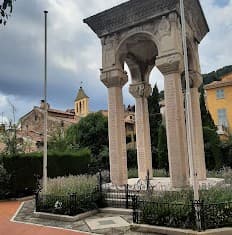 Monument Aux Morts De La Résistance Et De La Déportation