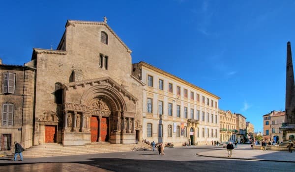 Cathedrale Saint-Trophime