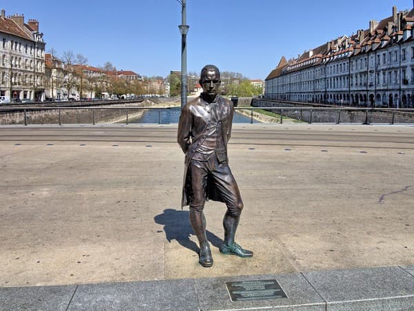 Statue du marquis Jouffroy d'Abbans