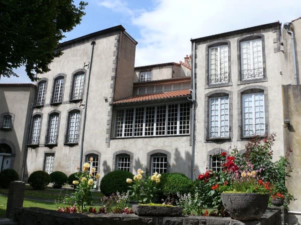 Musee Regional d'Auvergne