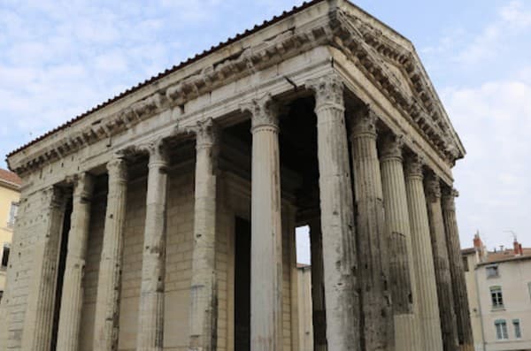 Temple d'Auguste et de Livie