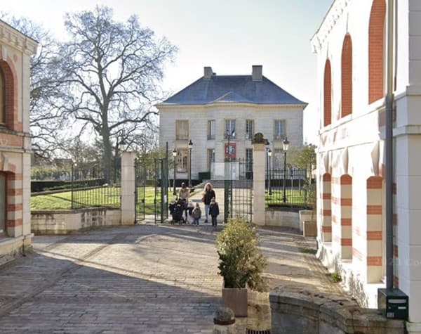 Hôtel De Mézières Dit Château Goguel