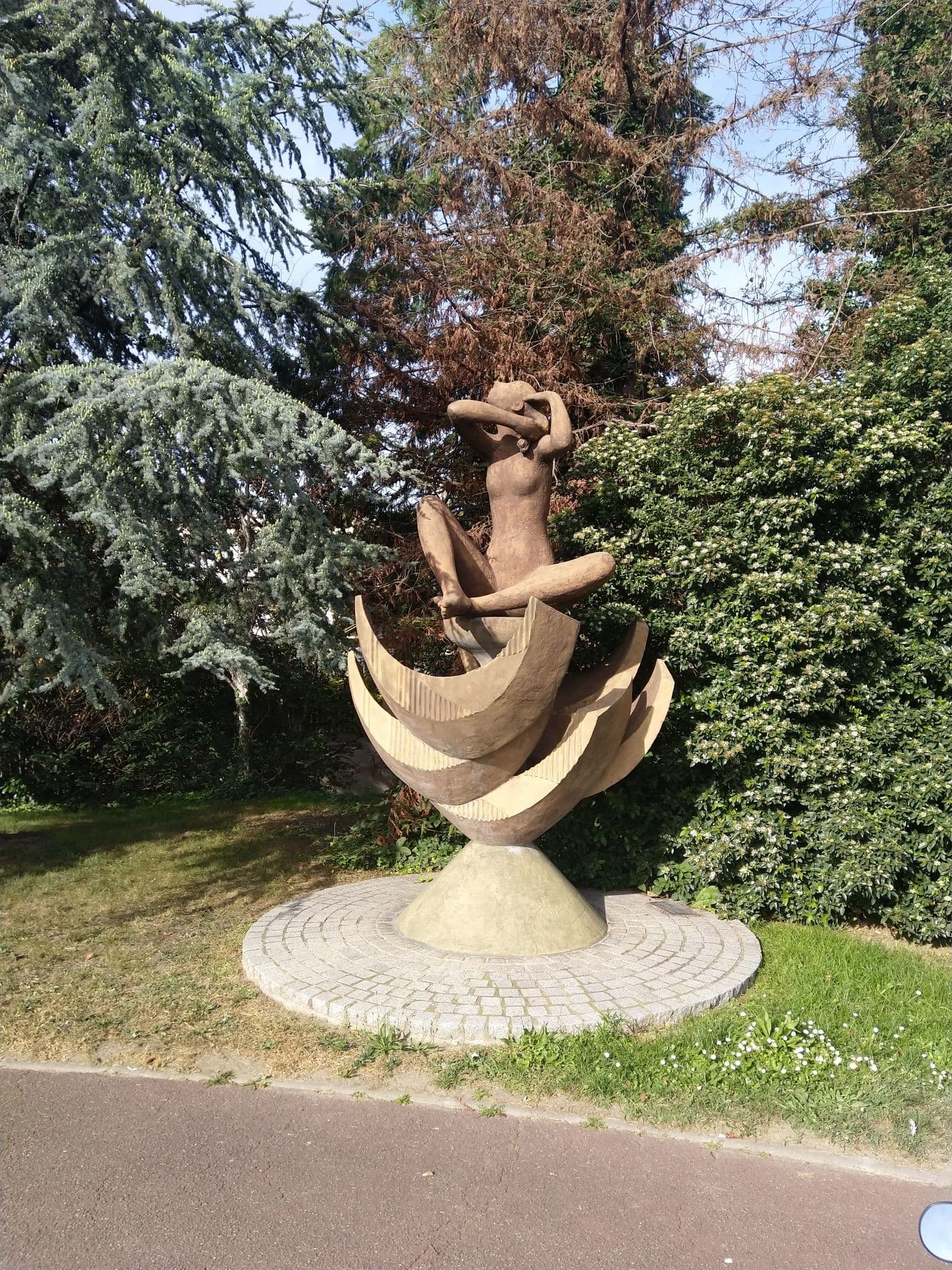 Fichier:Le Bourgeon.jpg — Wikipédia